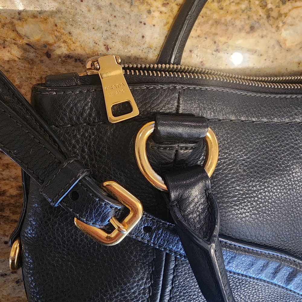Prada Black Vitello Daino Leather Bag BR4420 Gold Brass Trim Excellent Condition - Picture 12 of 16